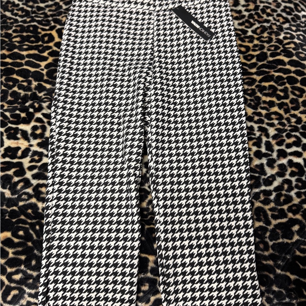Fashion Nova Monochrome Houndstooth Trousers